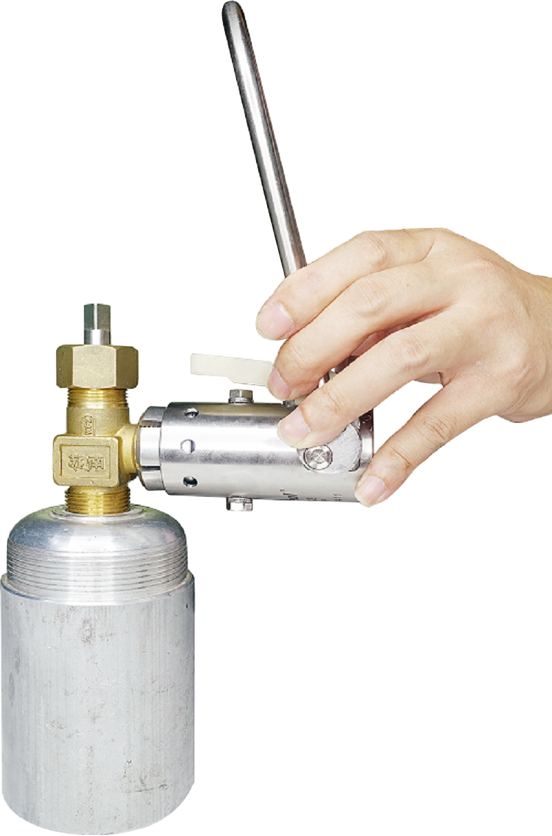 气瓶充气连接器