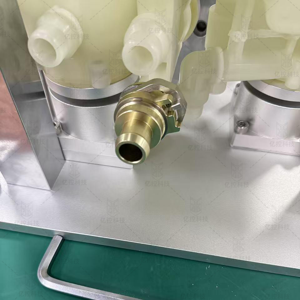 格雷希尔G90S连接器在现场的应用
