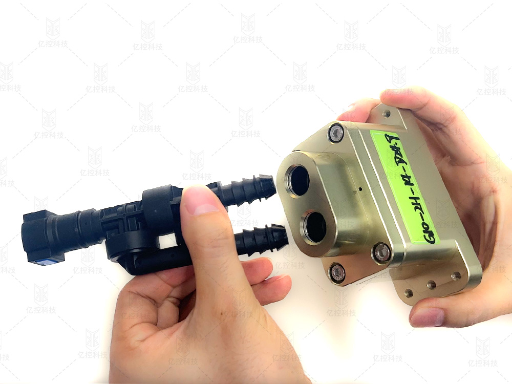 格雷希尔解决文氏阀并排双宝塔管口因间距狭小的自动化封堵难题