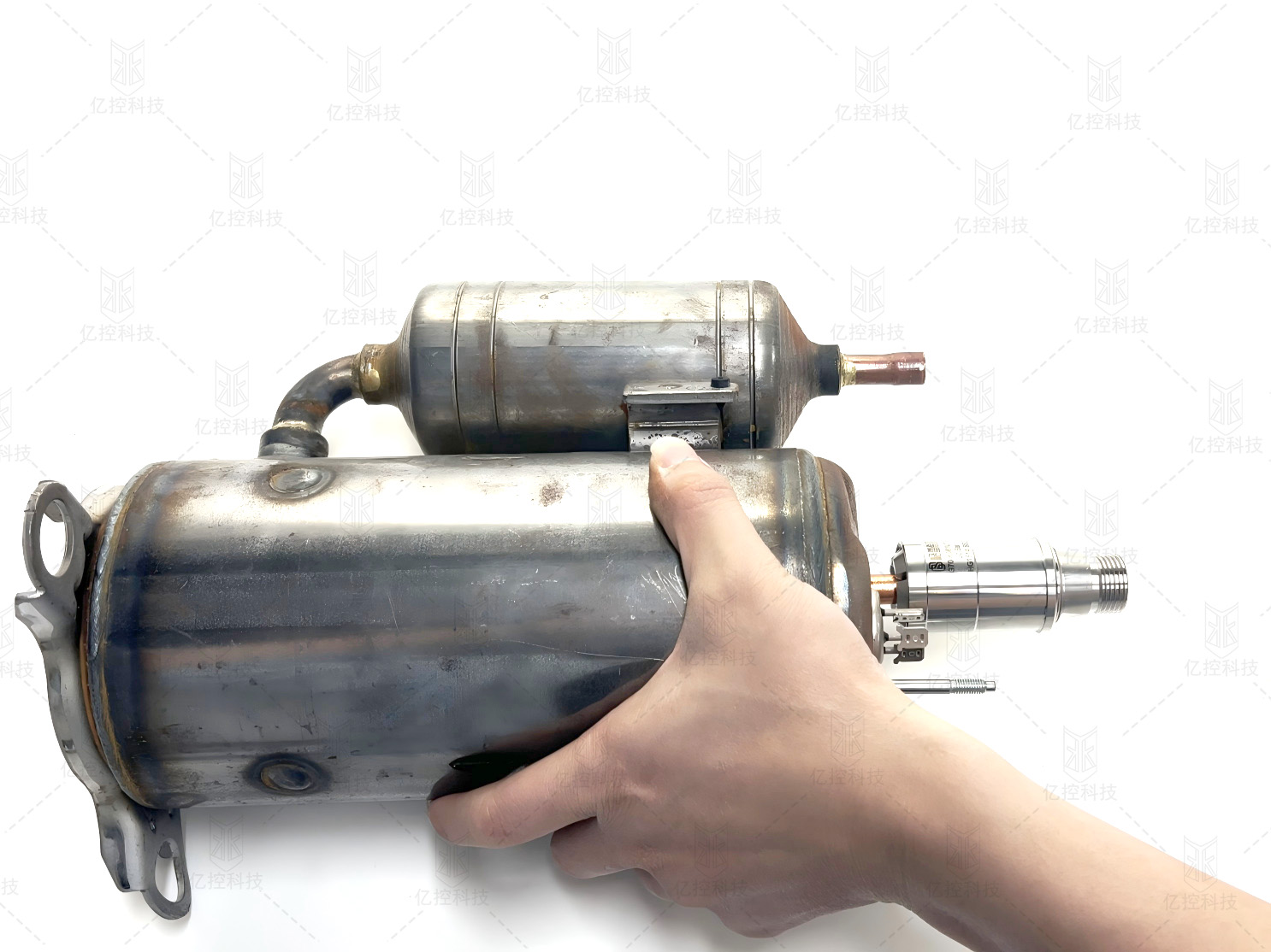 格雷希尔G70K系列密封测试接头在压缩机扩口管的应用